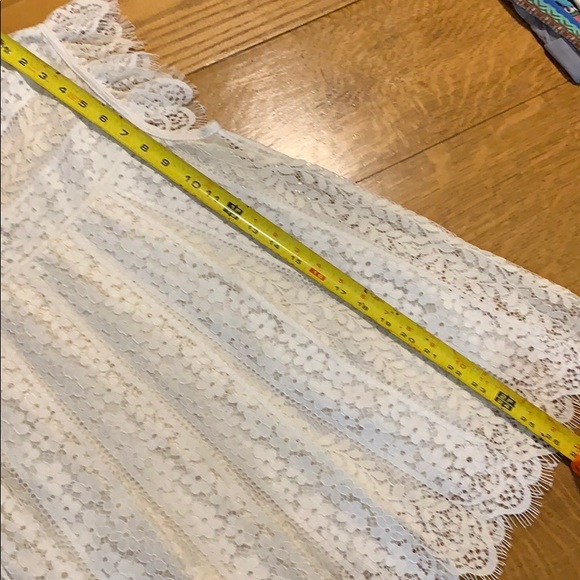 Max Studio Small Lace Top - Picture 9 of 11